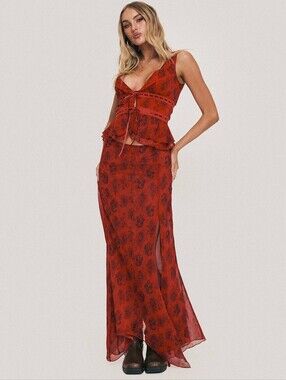 Princess Polly Nikolise Maxi Skirt Red Size 6